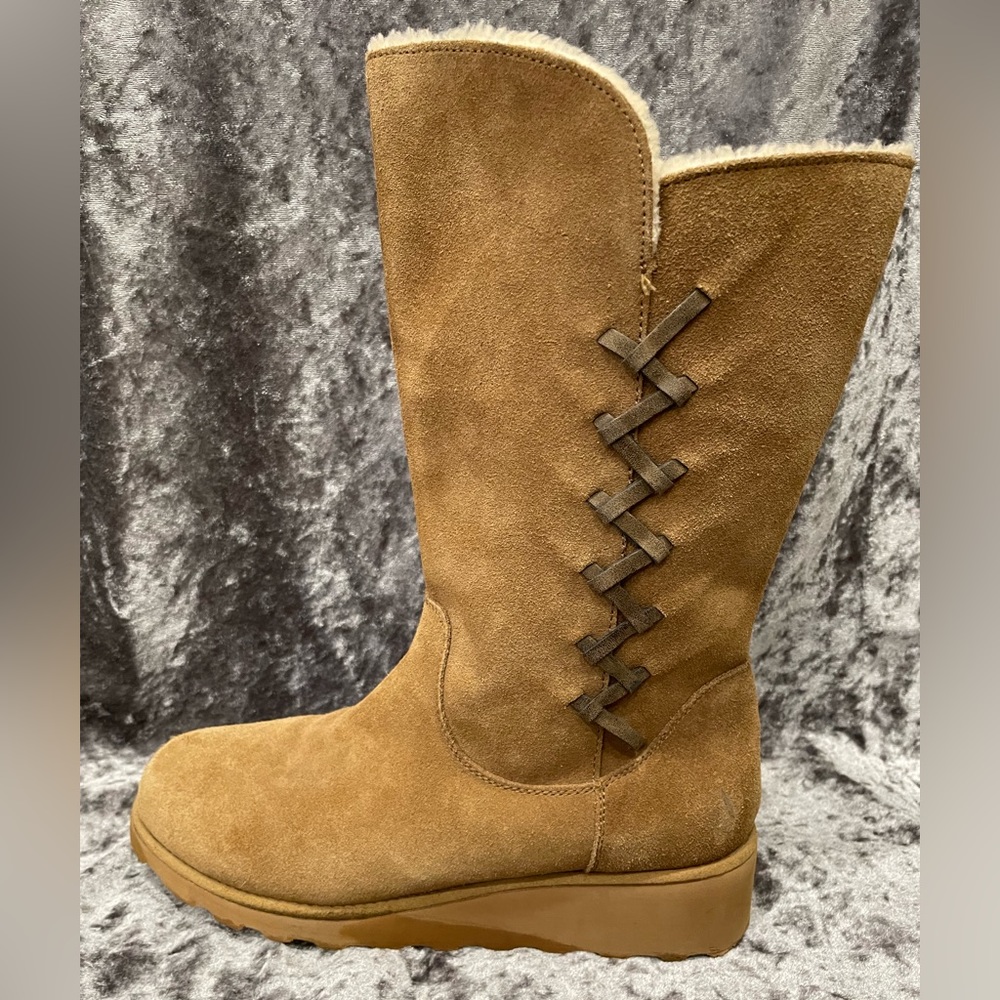 Bearpaws size 11 women’s boots